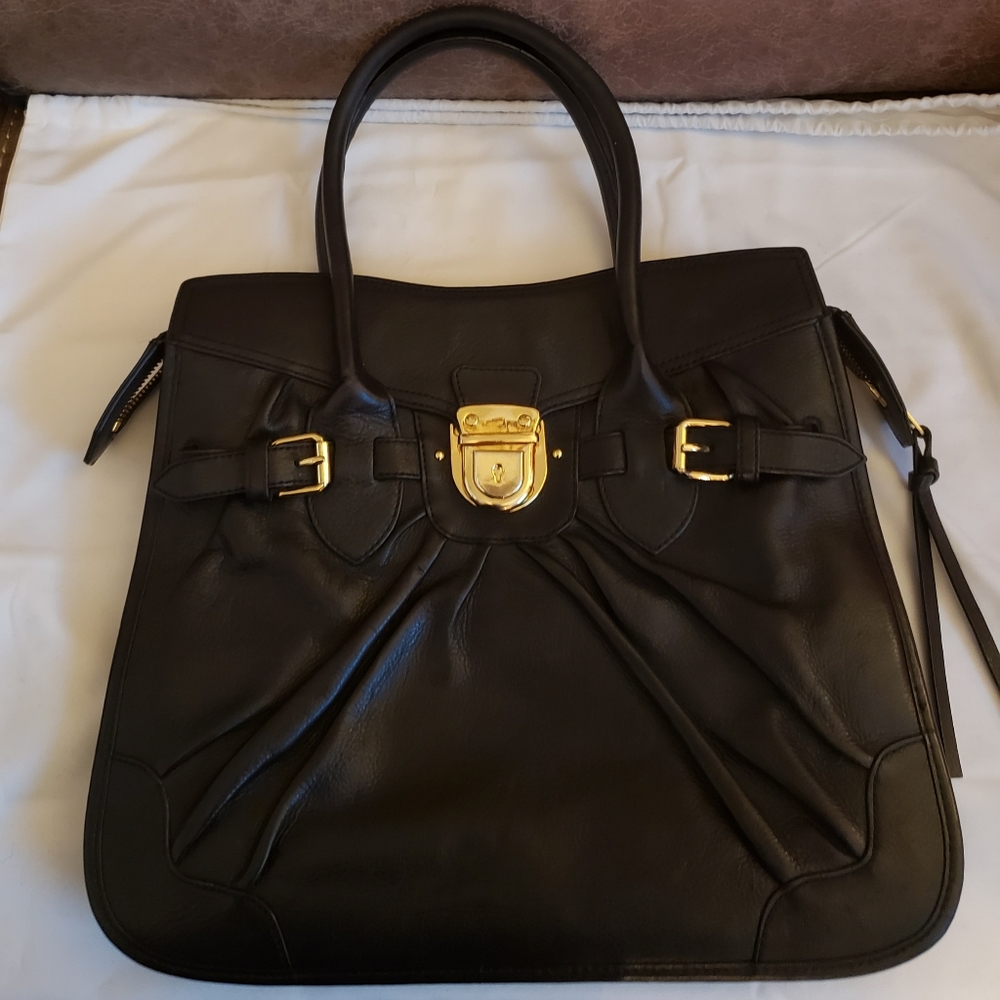 BCBGMAXAZRIA handbag